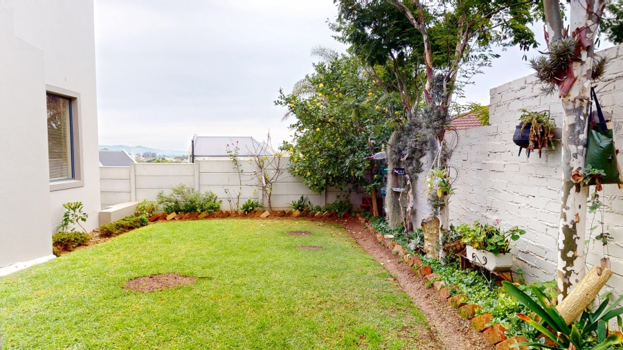 3 Bedroom Property for Sale in Berg En Dal Western Cape